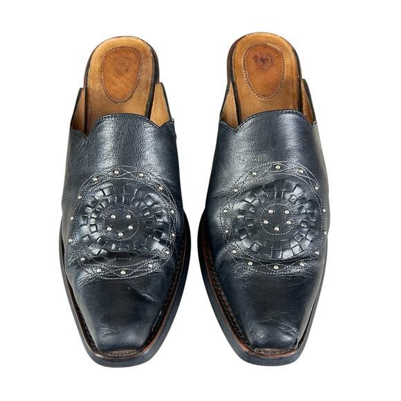 Ariat Mules Women Size 9 B Black Leather Studded Medallion Western Slip On Shoes - Picture 2 of 12